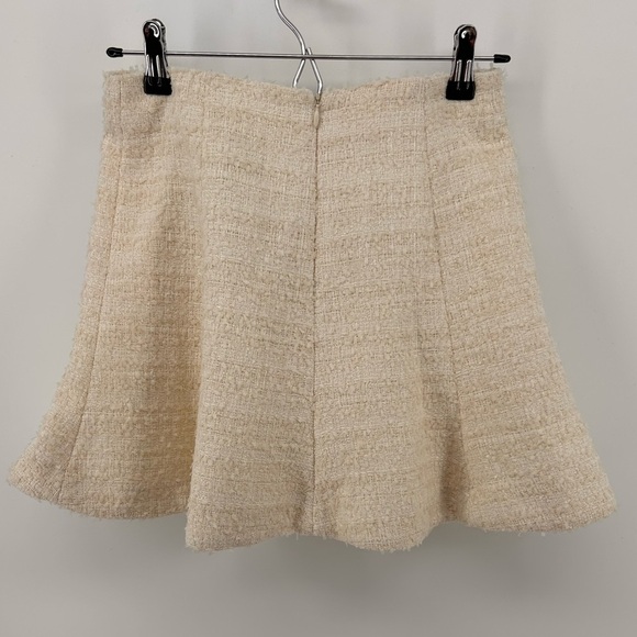 ASTR the Label Kiona Tweed Mini Skirt MSRP $109 Size M Cream - Picture 3 of 13